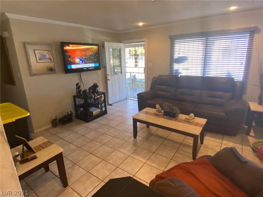 Las Vegas, NV 89106,309 Frederick AVE