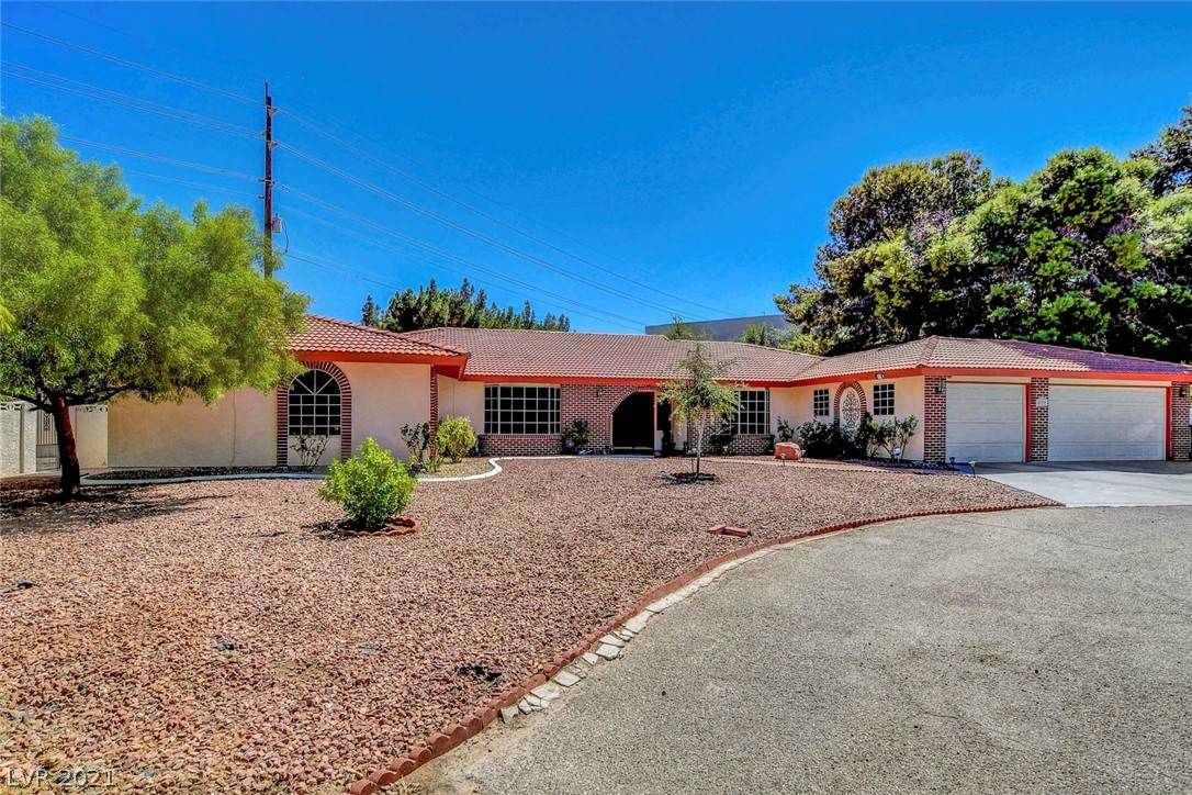 Las Vegas, NV 89146,5777 Pioneer AVE