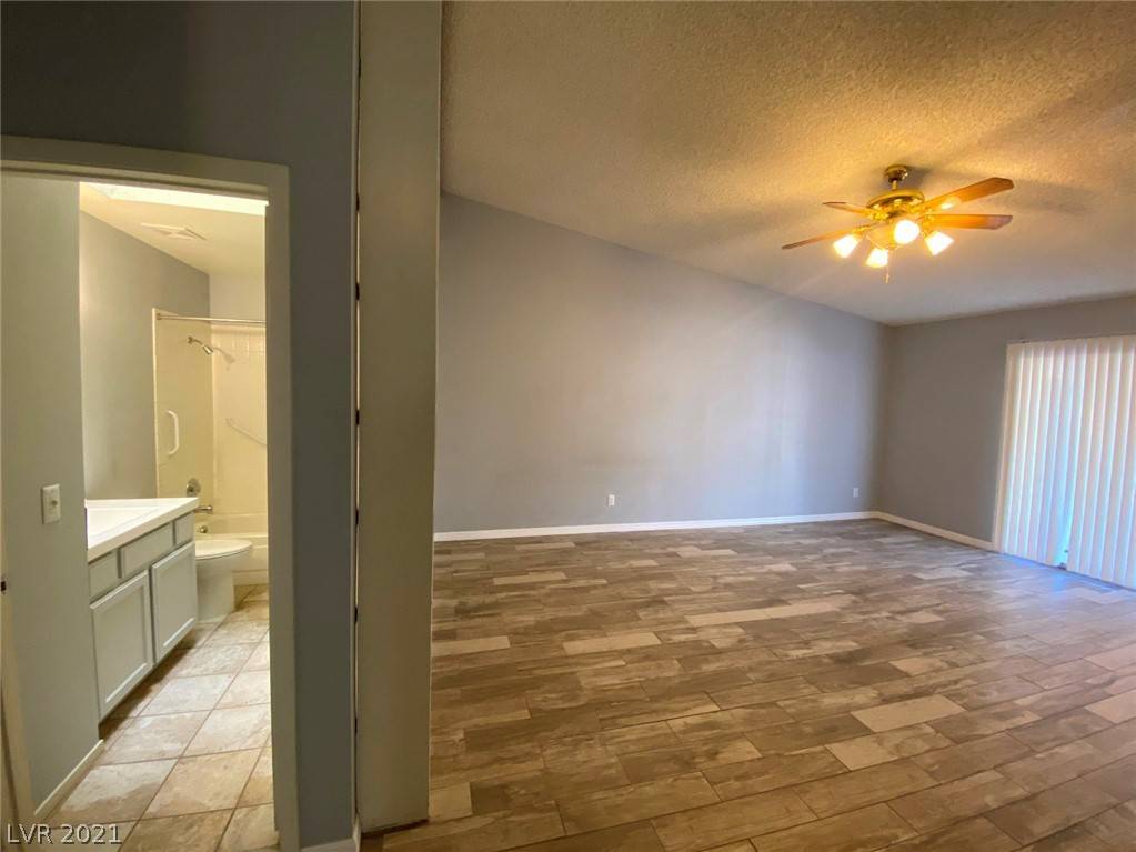 Las Vegas, NV 89122,4644 Bumblebee CIR