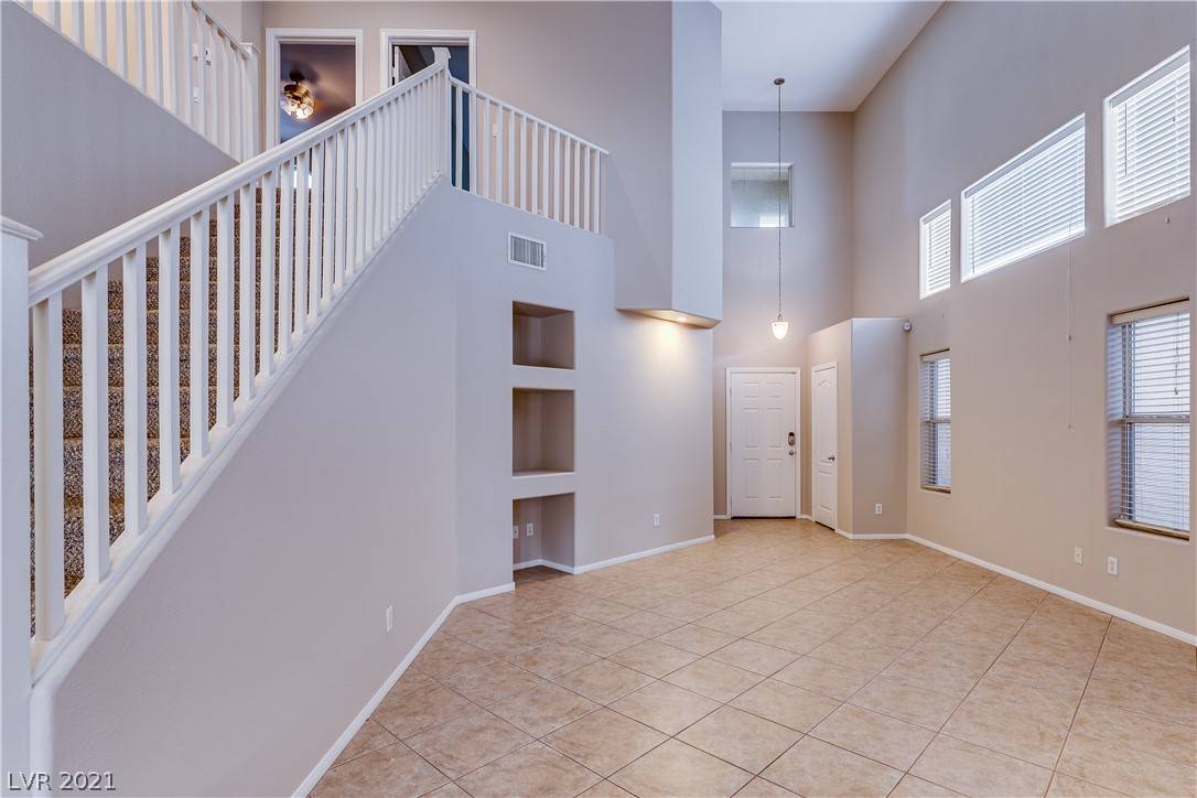 Henderson, NV 89011,701 Irish Mittens CT