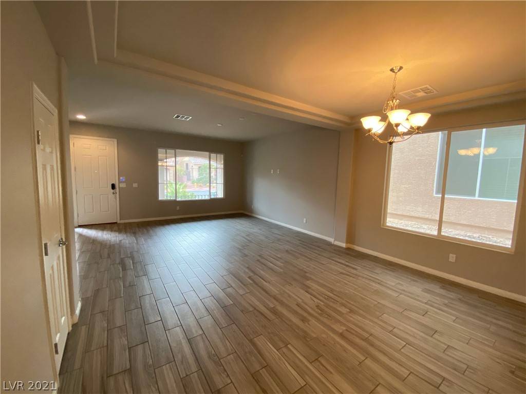 Las Vegas, NV 89139,6456 Grande River CT