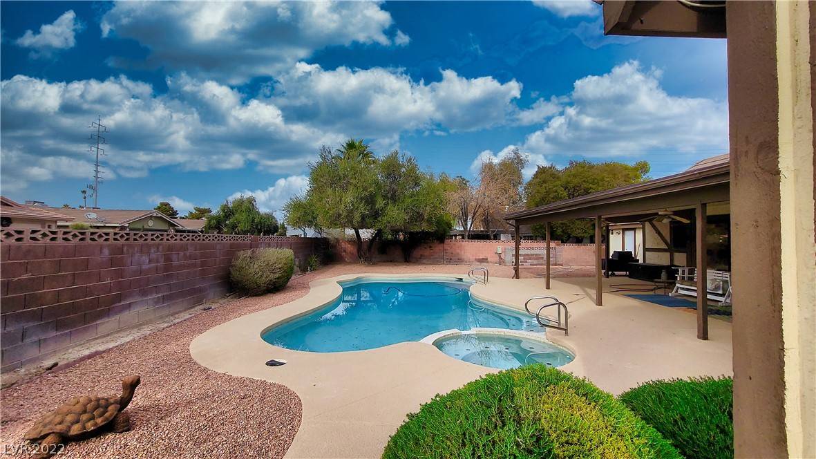 Las Vegas, NV 89121,4427 Coventry CIR