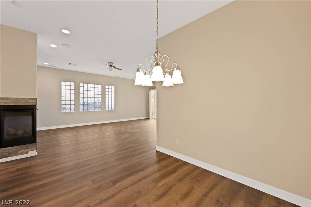Las Vegas, NV 89145,356 Hanbury Manor LN