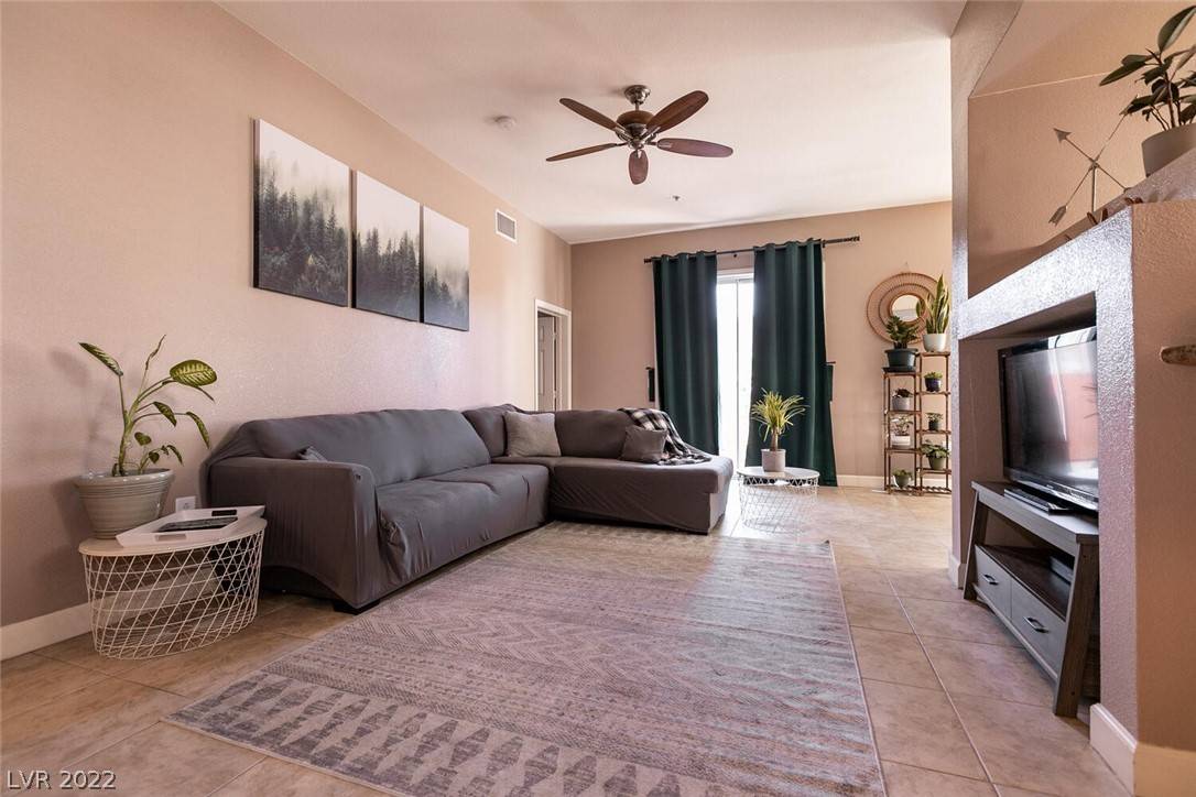 Las Vegas, NV 89123,71 E Agate AVE #409
