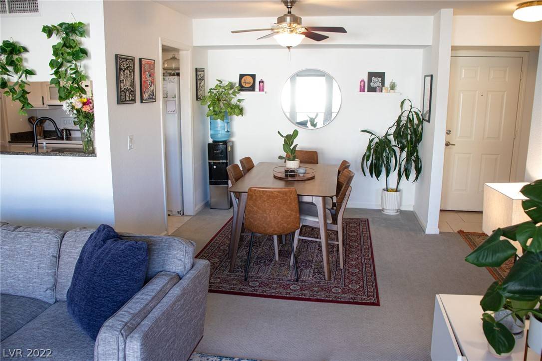 Las Vegas, NV 89109,723 Oakmont AVE #3412