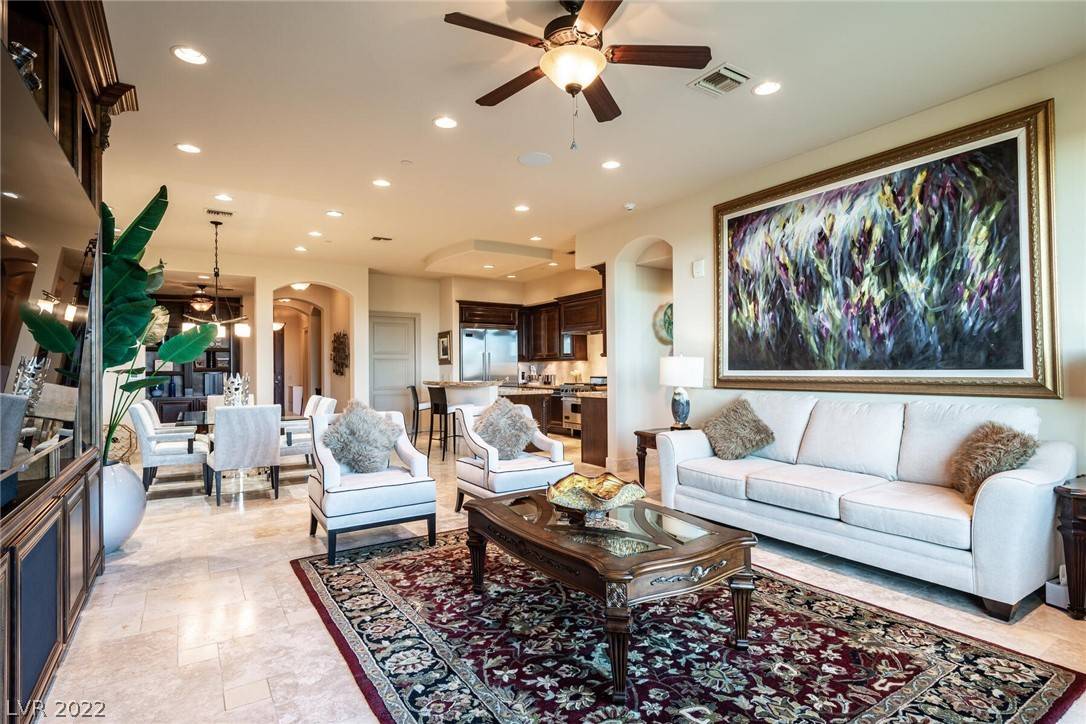 Las Vegas, NV 89145,9101 Alta DR #11