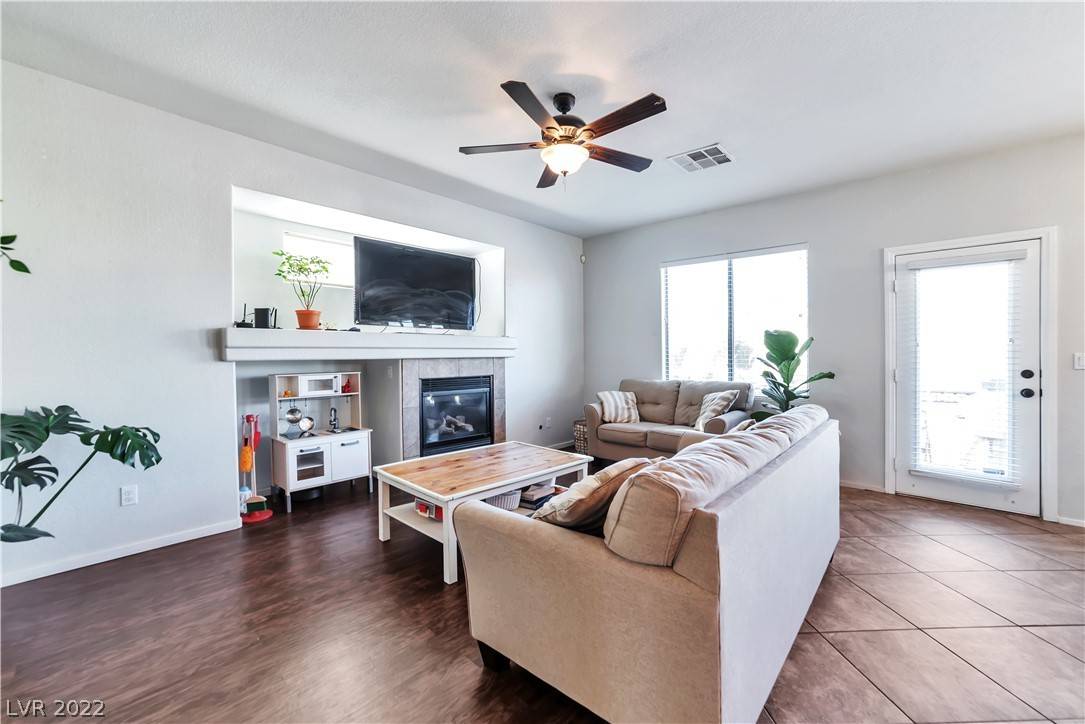 Las Vegas, NV 89143,8025 Dancing Springs ST