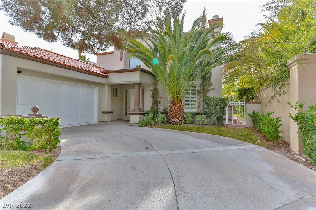 Las Vegas, NV 89113,8441 Carmel Ridge CT