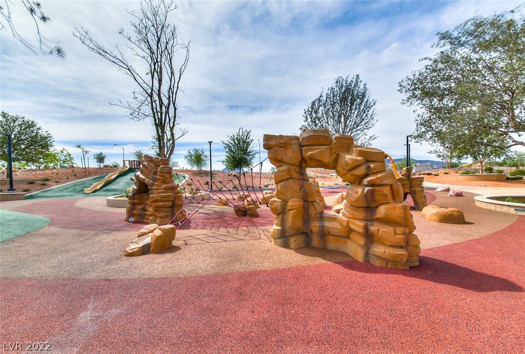 Henderson, NV 89011,121 Brixton AVE