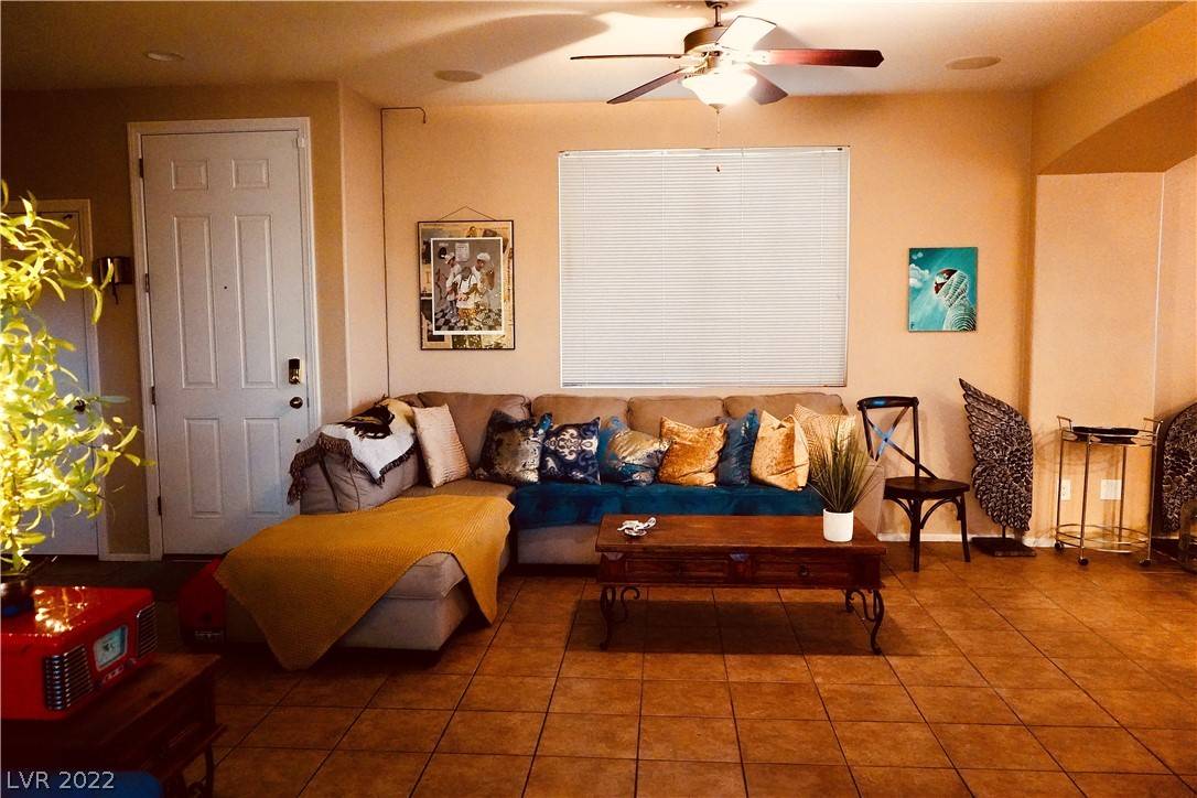 North Las Vegas, NV 89081,5212 Pendergrass ST