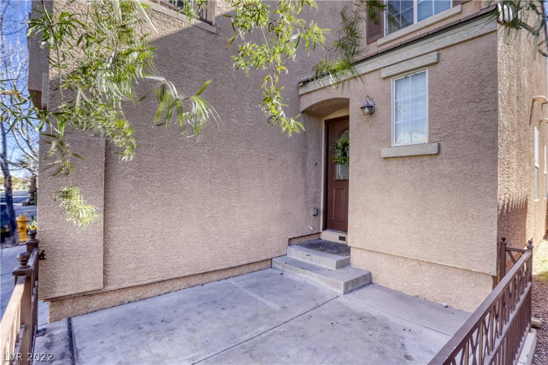 Las Vegas, NV 89139,6733 Dunraven AVE