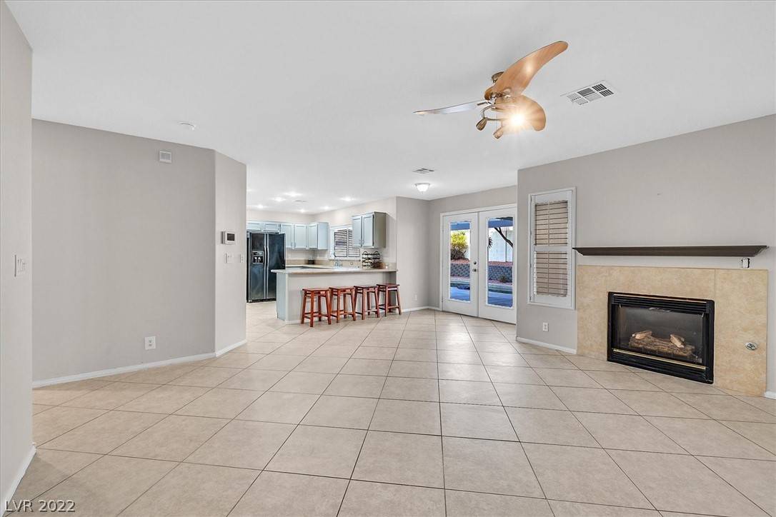 Henderson, NV 89015,166 Horizon View DR