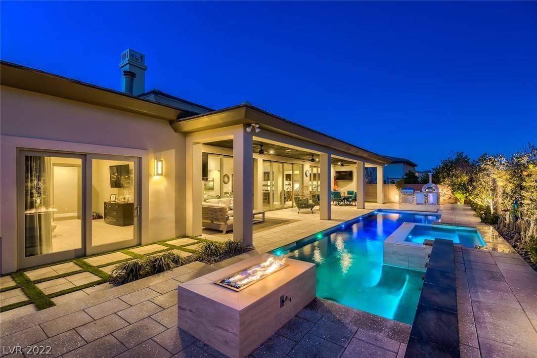 Las Vegas, NV 89135,7 Boulder Rock CIR