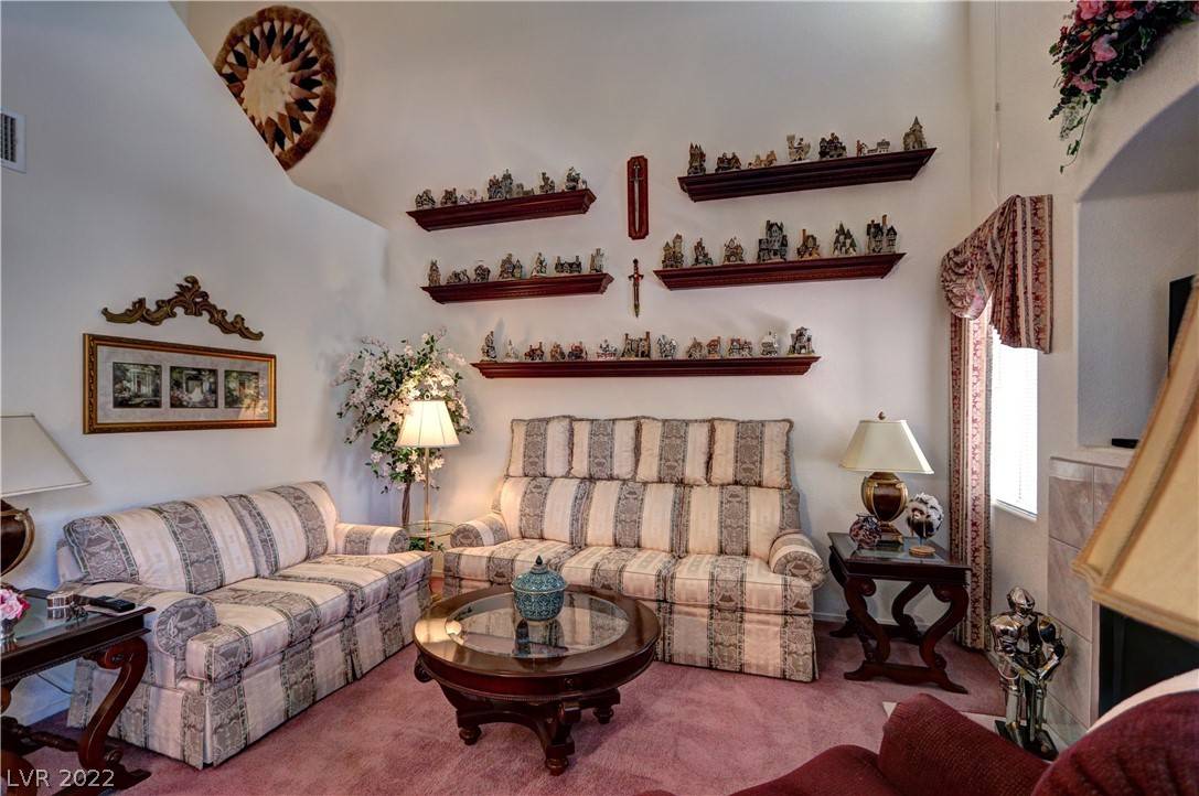 Las Vegas, NV 89117,2052 Gravel Hill ST #104