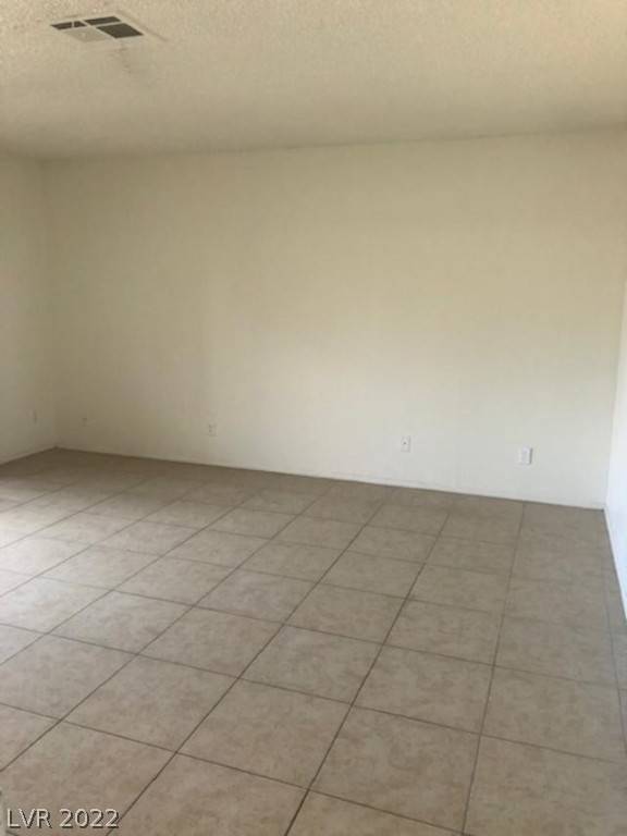Las Vegas, NV 89121,2883 Wheelwright DR