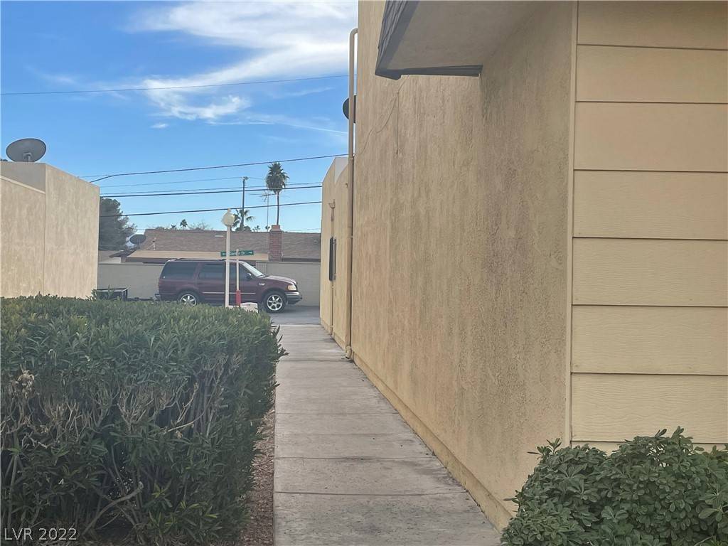 Las Vegas, NV 89121,3728 Garden South DR