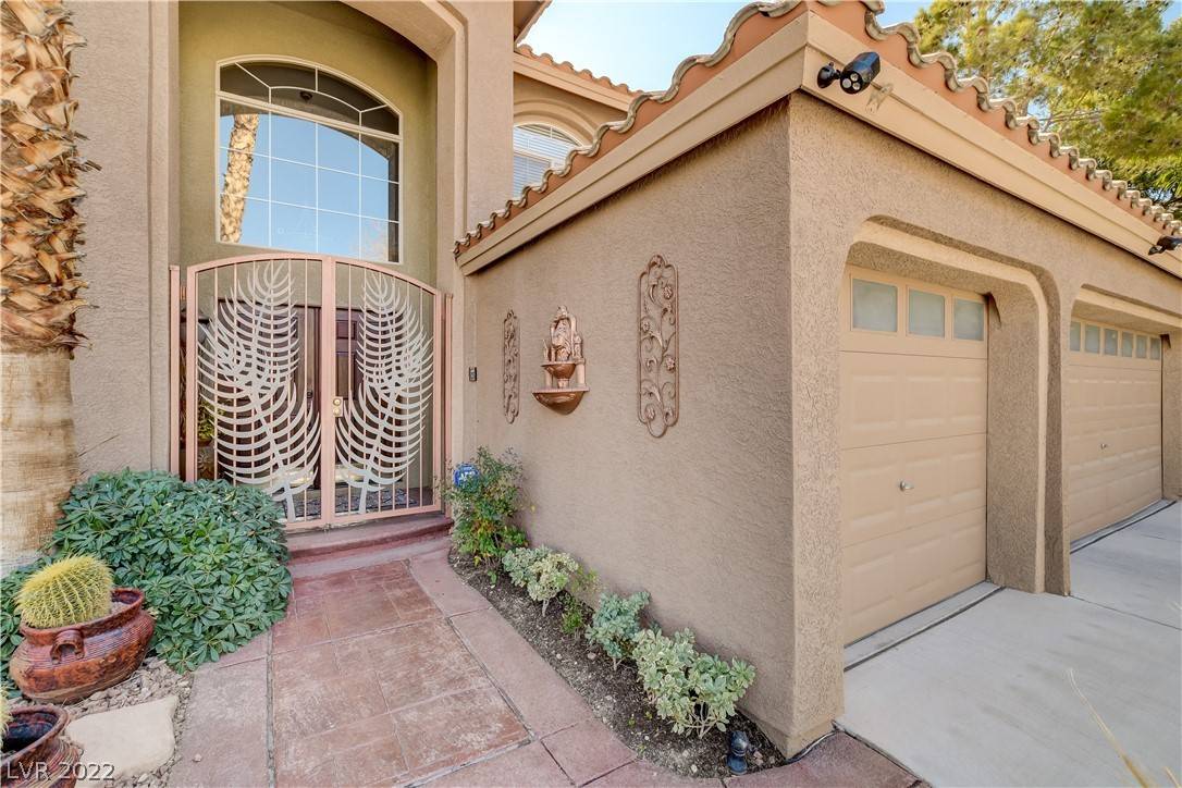 Las Vegas, NV 89129,9113 Songwood CT