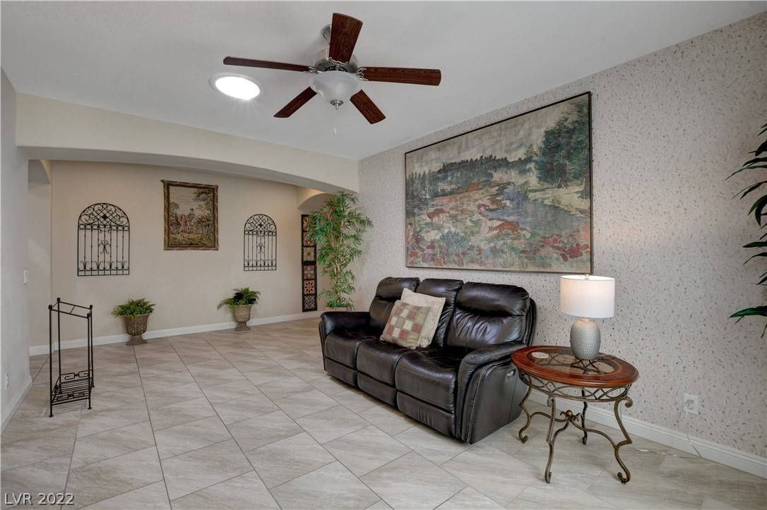 Las Vegas, NV 89149,7628 Marble Mesa CT