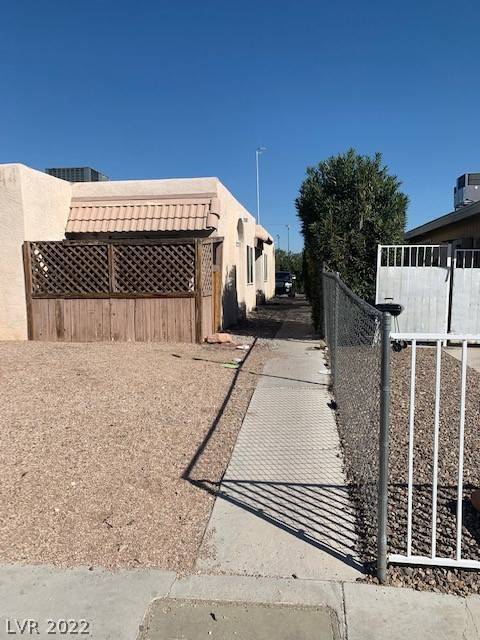 Las Vegas, NV 89108,6144 Camino De Rosa DR