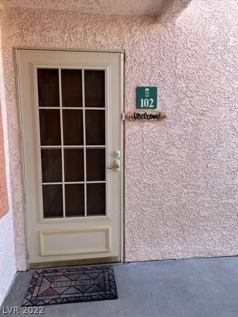 Las Vegas, NV 89147,7570 W Flamingo RD #102