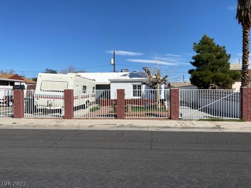 Las Vegas, NV 89107,4406 Hayes PL