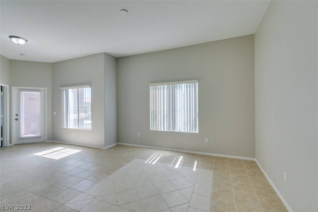 Las Vegas, NV 89183,10245 S Maryland Pkwy #264