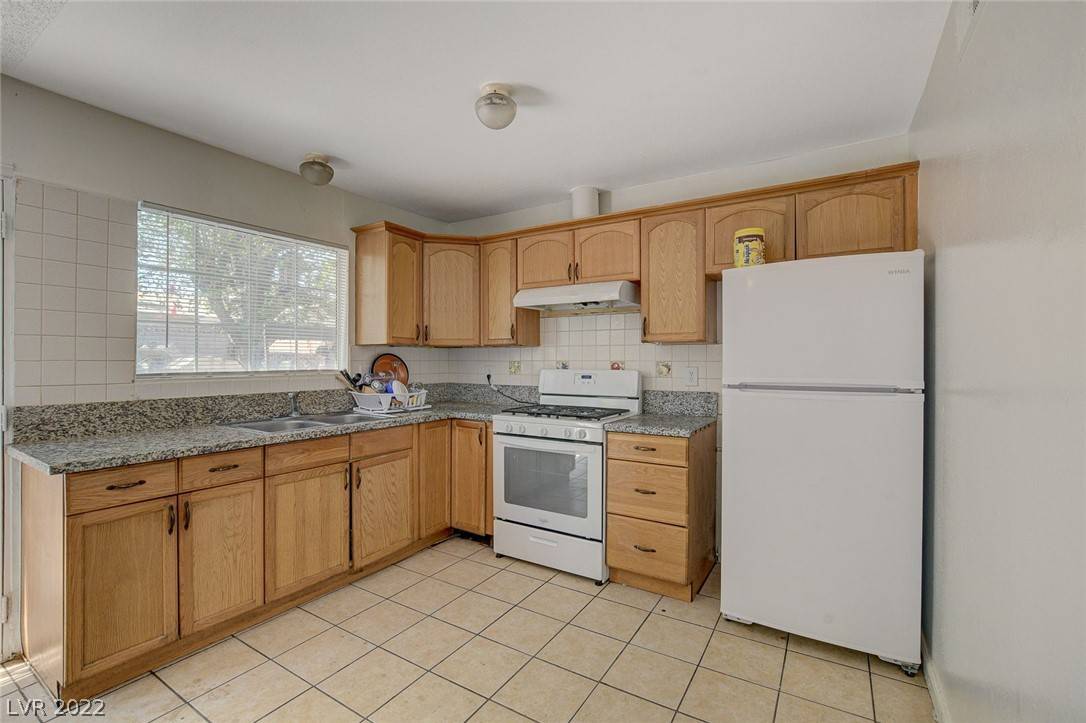 Las Vegas, NV 89101,917 Macfarlane ST