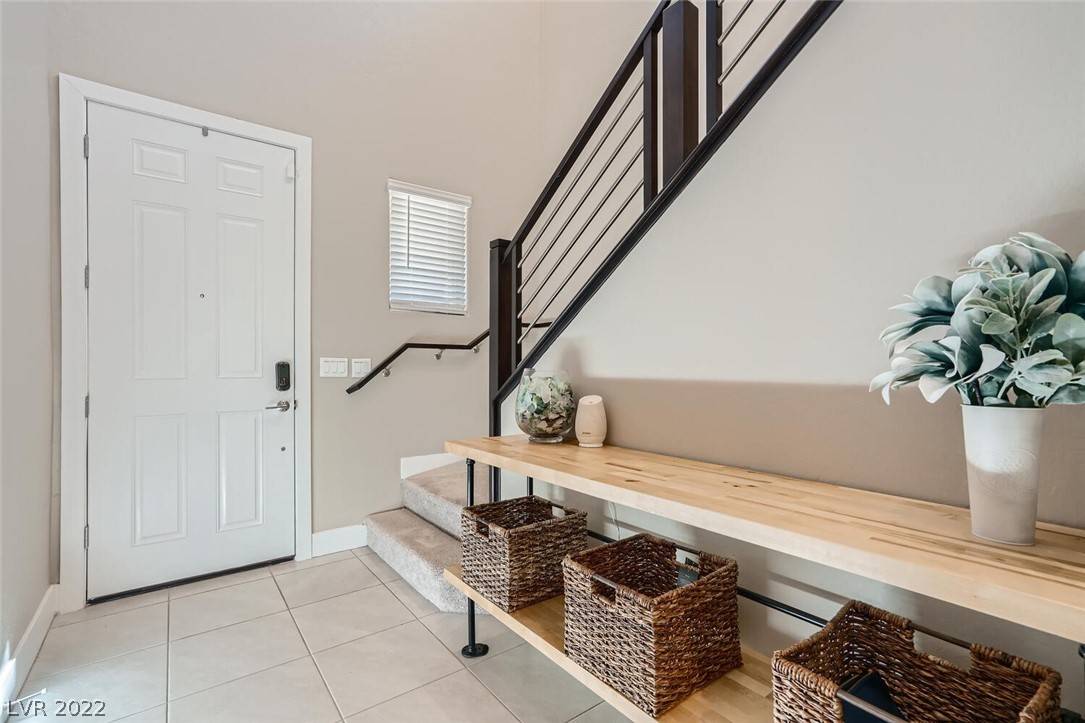 Las Vegas, NV 89166,8131 Skye Chalet ST