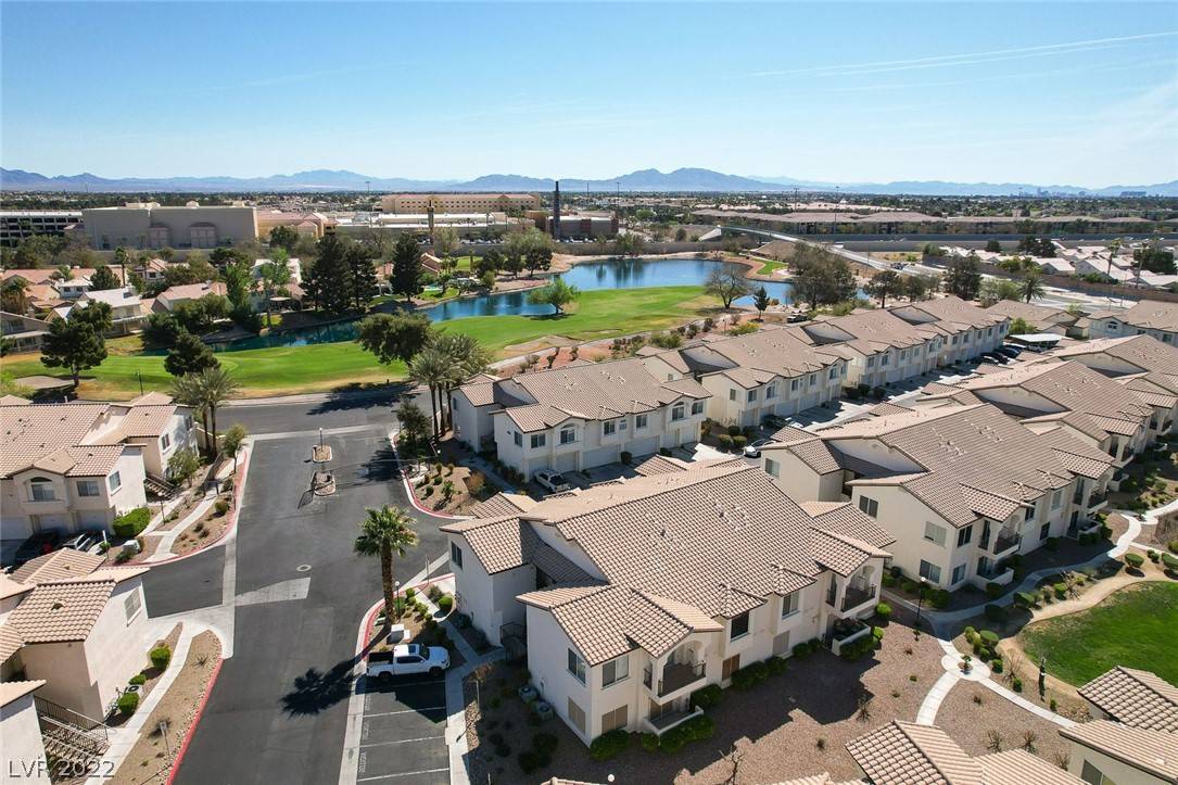 Las Vegas, NV 89149,4831 Black Bear RD #203