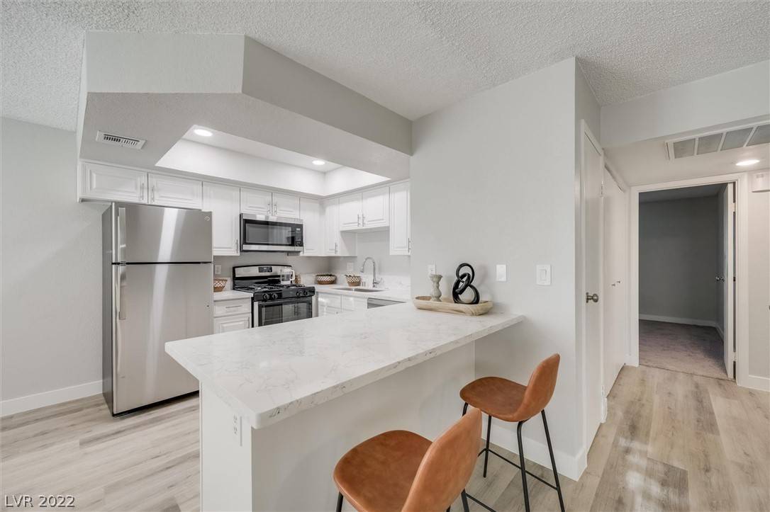 Las Vegas, NV 89128,853 Rock Springs DR #101