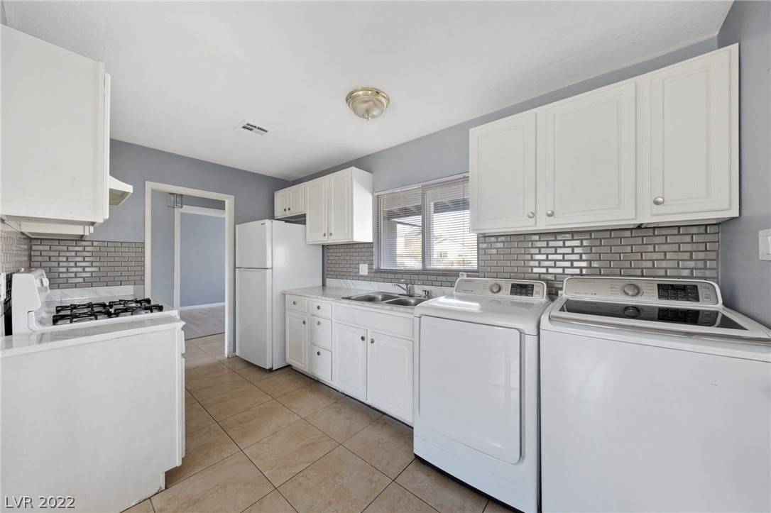 Las Vegas, NV 89106,1000 Robin ST