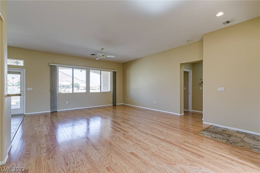Las Vegas, NV 89134,10528 Back Plains DR