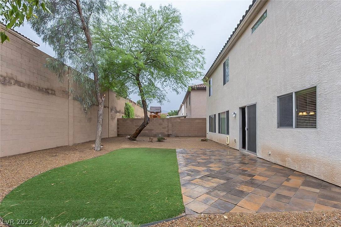 Henderson, NV 89002,161 Jay Porter AVE