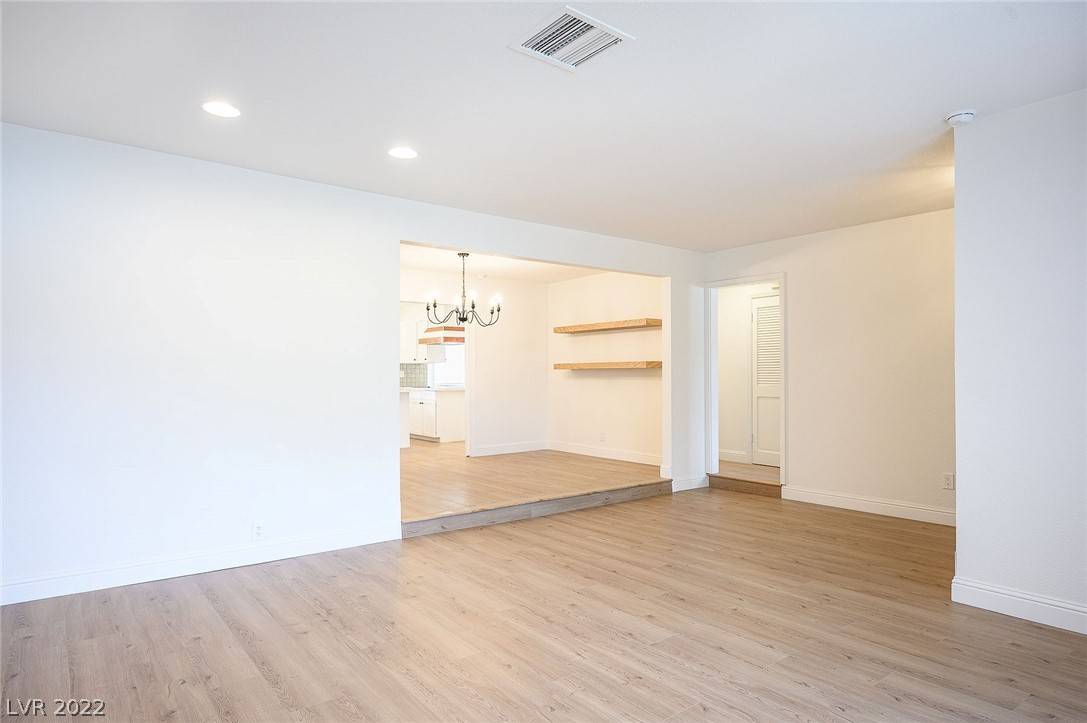 Las Vegas, NV 89121,3507 La Paloma AVE