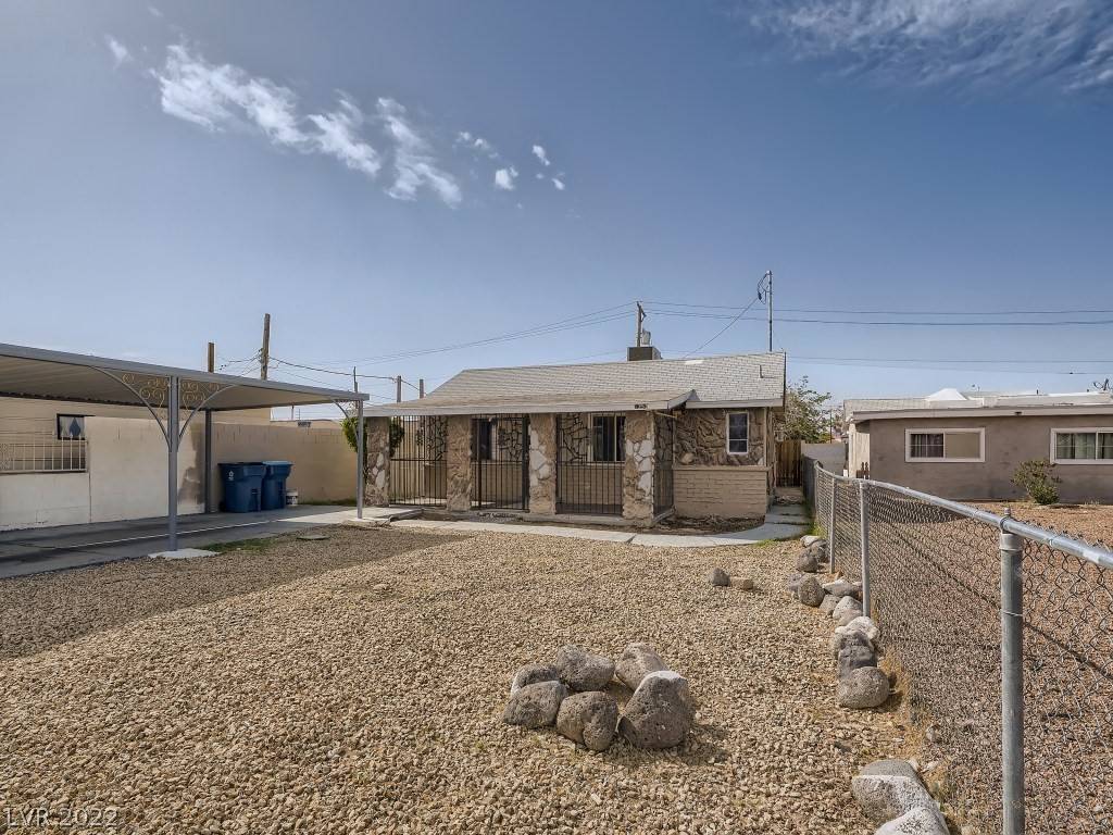 Las Vegas, NV 89106,1353 Lawry AVE