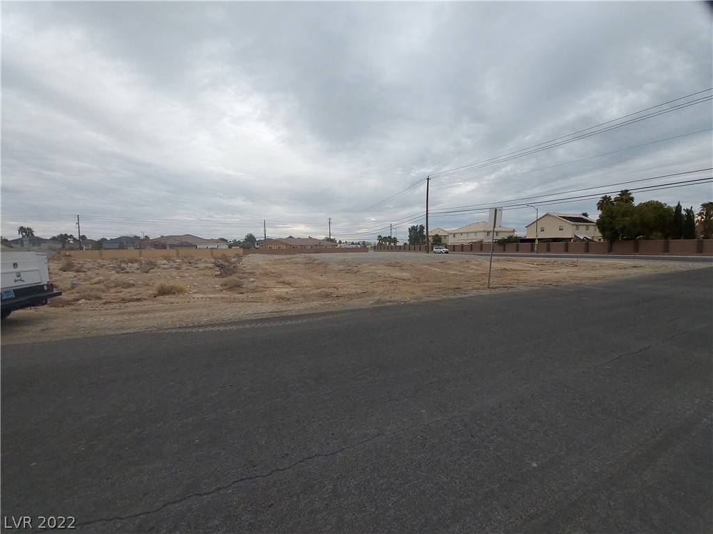 Las Vegas, NV 89130,6010 Moonlight DR