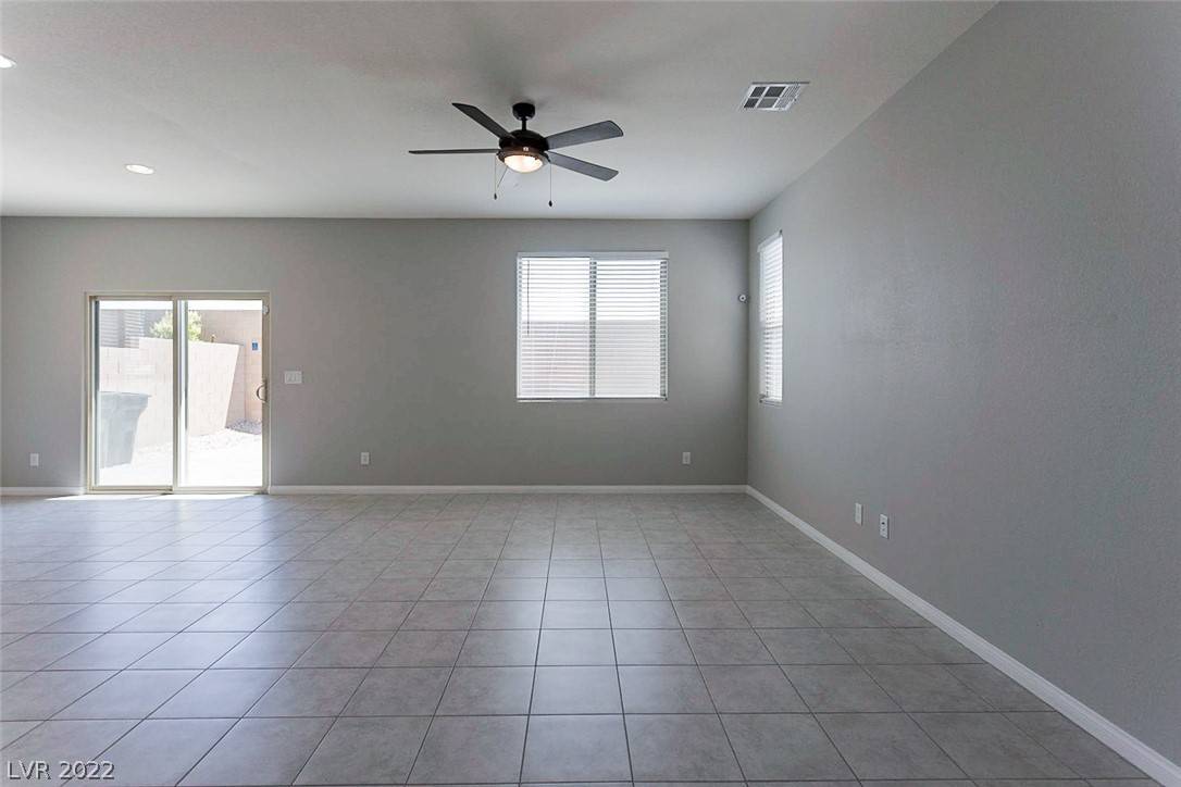 North Las Vegas, NV 89081,6304 Gulf Waters ST