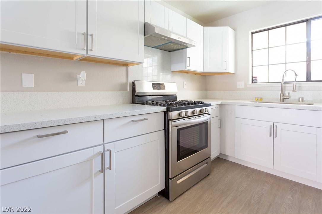 Las Vegas, NV 89102,2851 S Valley View BLVD #1044