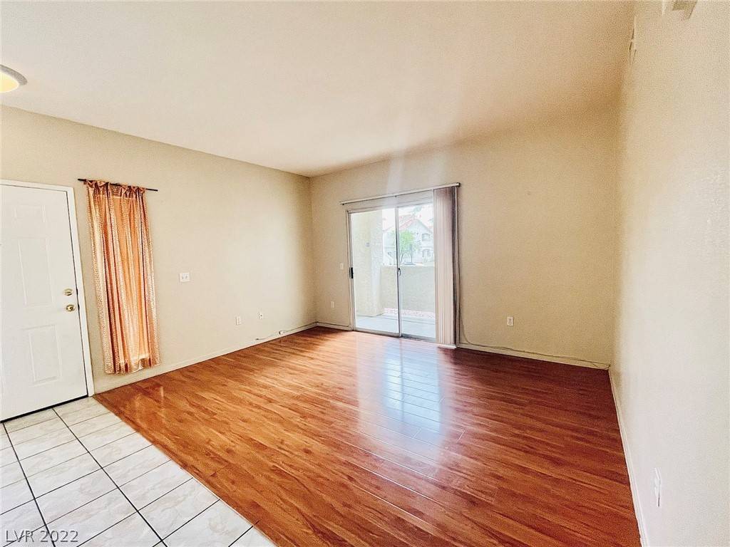 North Las Vegas, NV 89032,1881 W Alexander RD #1081
