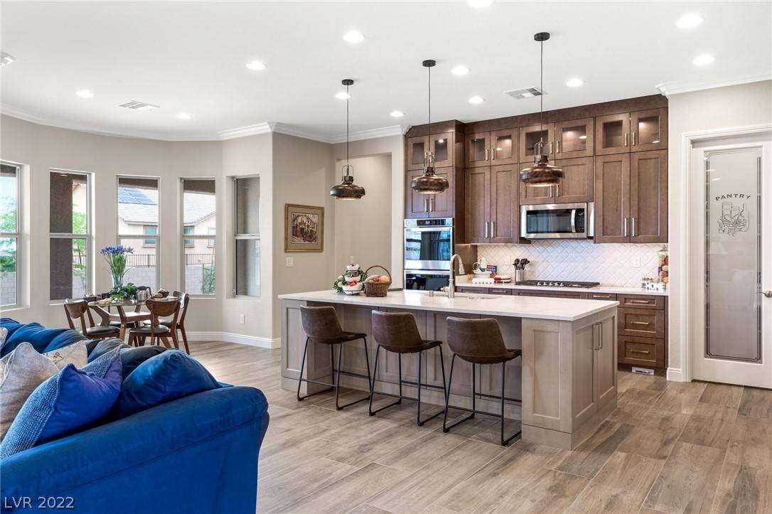 Las Vegas, NV 89149,5880 Noah Springs CT