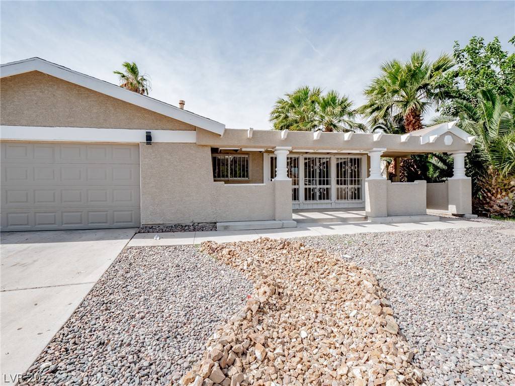 Las Vegas, NV 89121,4555 E Viking RD