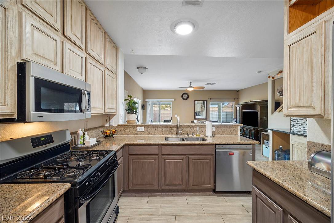 Henderson, NV 89002,1623 Lefty Garcia WAY