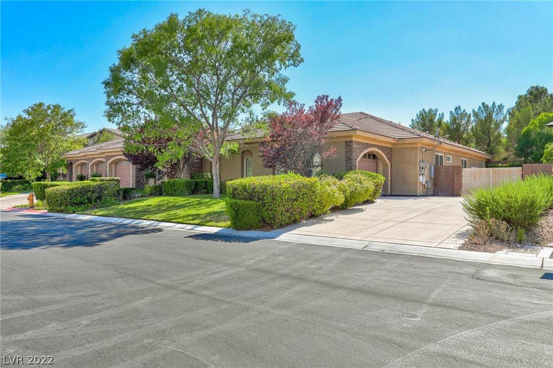 Las Vegas, NV 89117,2265 Villefort CT