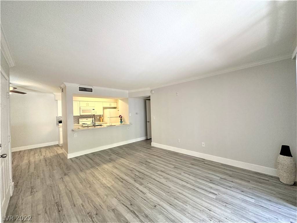 Las Vegas, NV 89147,8101 W Flamingo RD #1150