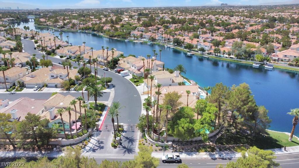 Las Vegas, NV 89128,8116 Pacific Cove DR