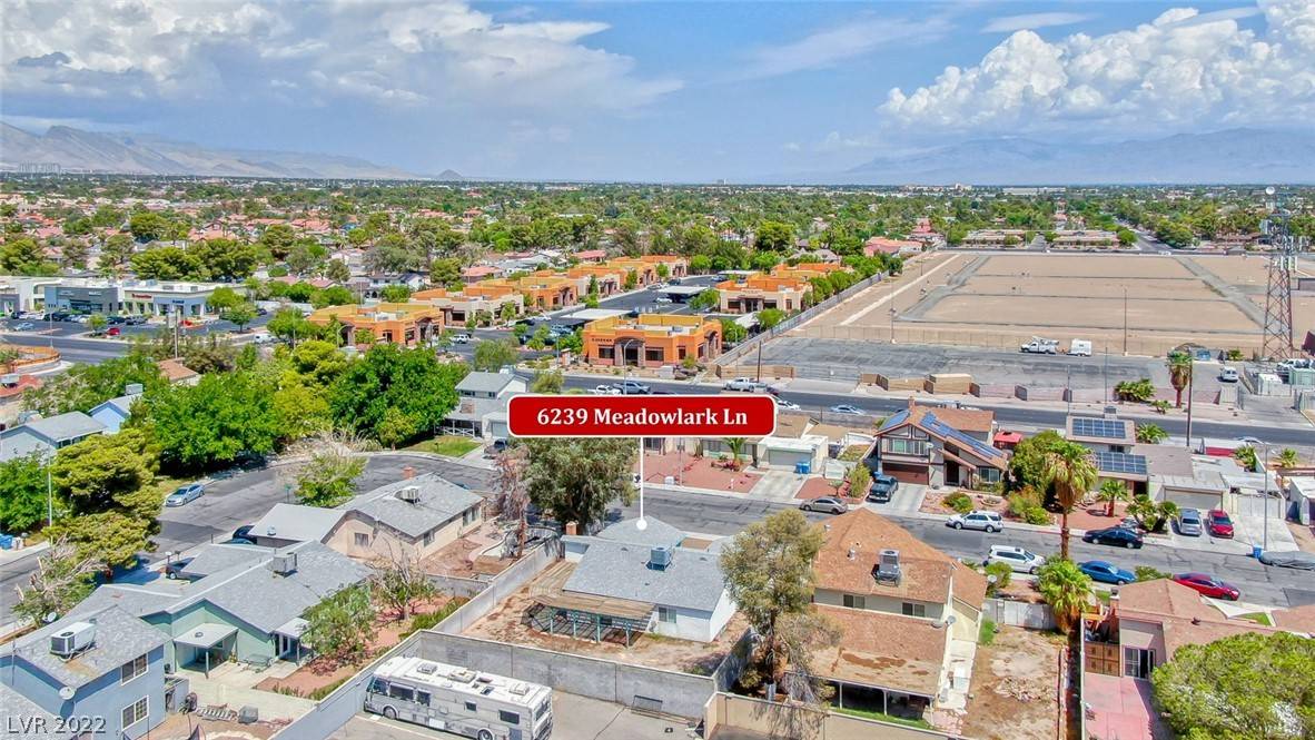 Las Vegas, NV 89103,6239 Meadow Lark LN