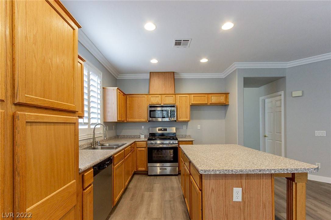 Henderson, NV 89002,544 Moses Lake CT