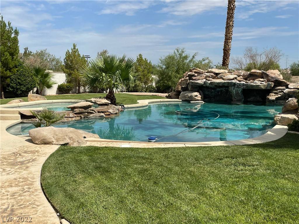 Las Vegas, NV 89183,10550 Patrington CT