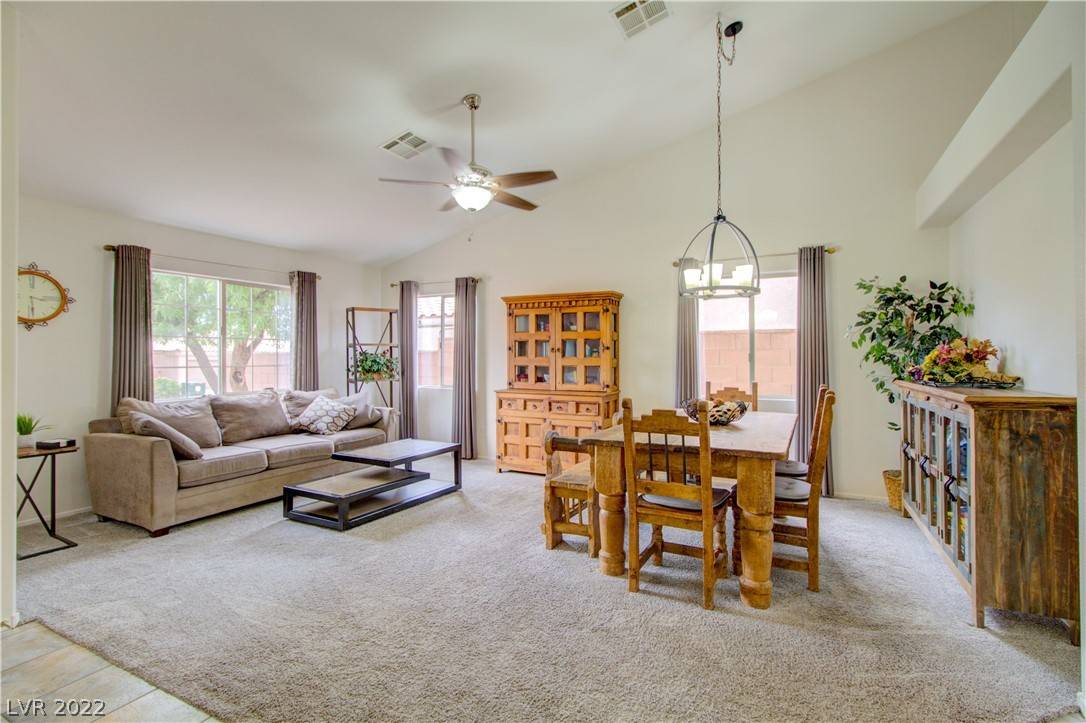 Henderson, NV 89002,940 Stetson DR