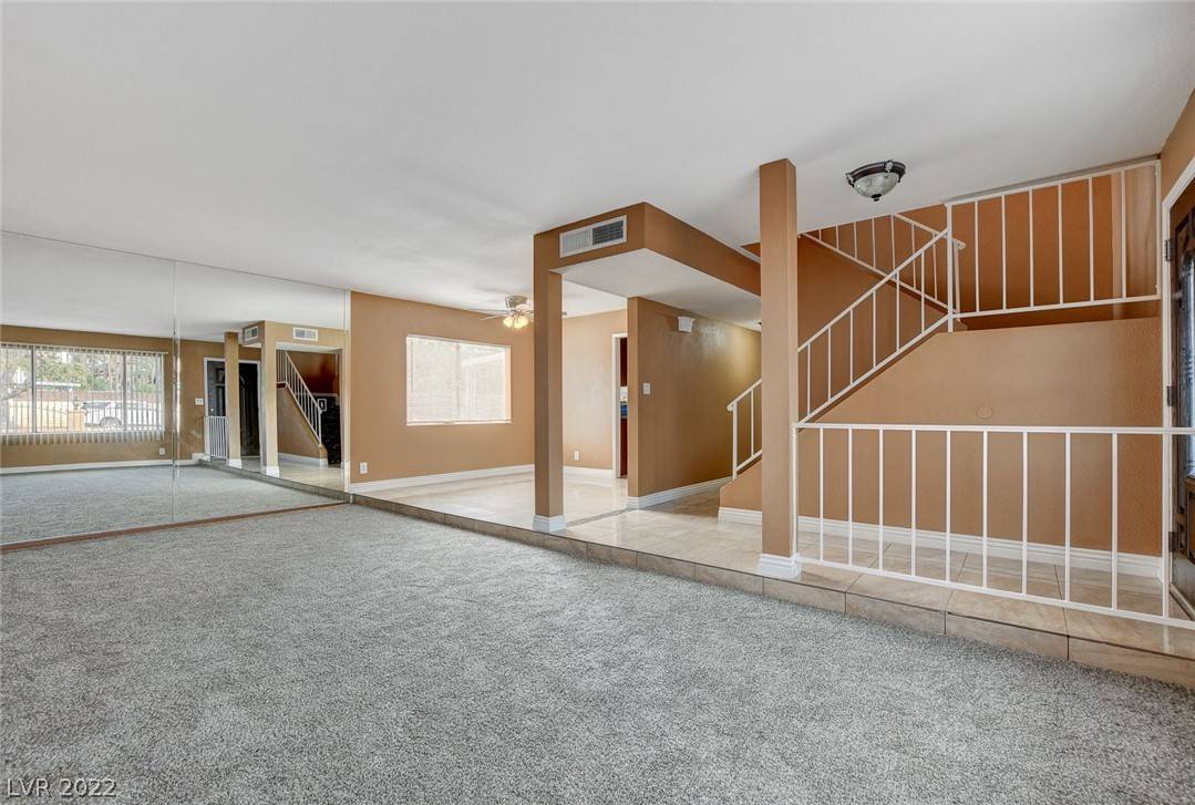 Las Vegas, NV 89121,3114 Carruth ST